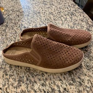 Sonoma slip on shoes